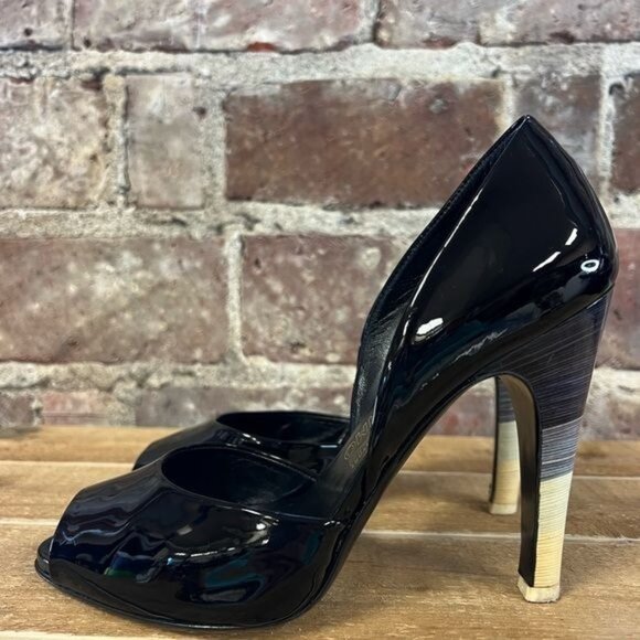Salvatore Ferragamo Black Patent Leather D’Orsay Peep Toe Heels Pumps Sz 7 - Picture 3 of 11